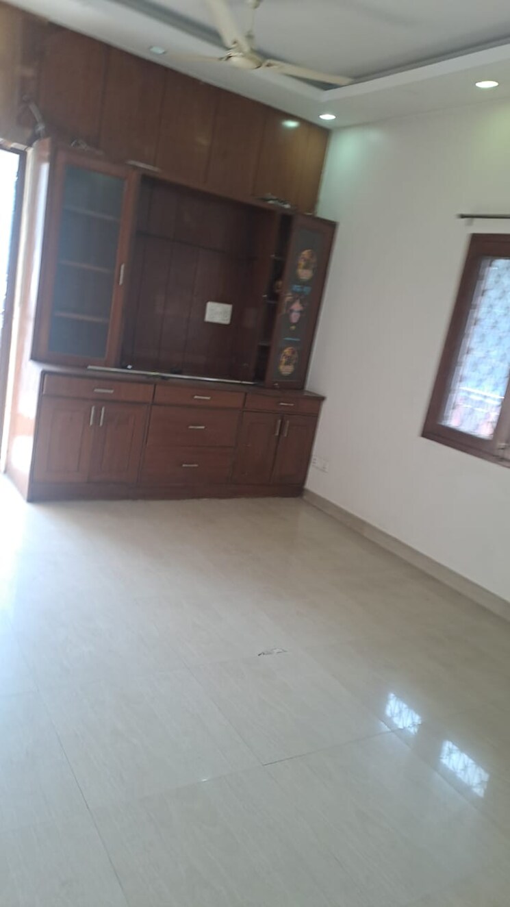 undefined, malviya nagar 2 Bedroom 1000 Sq.Ft. Builder Floor In Malviya Nagar Delhi 9731892