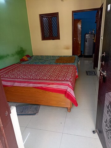 Bedroom in 2 BHK Independent House at Sector 55 – for Rent