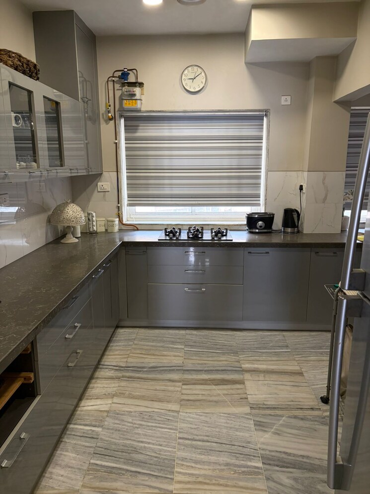 Kitchen, maker-tower 4 Bedroom 2100 Sq.Ft. Apartment In Cuffe Parade Mumbai 9731935