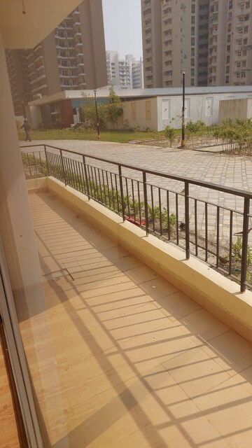 Balcony in 4 BHK Apartment at Amrapali Crystal Homes, Sector 76 – for Rent