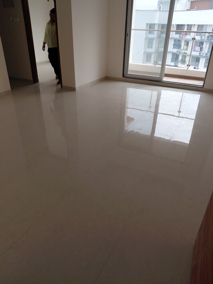 Cover Image, je-and-vee-madhuban 2 Bedroom 707 Sq.Ft. Apartment In Malad East Mumbai 9731947