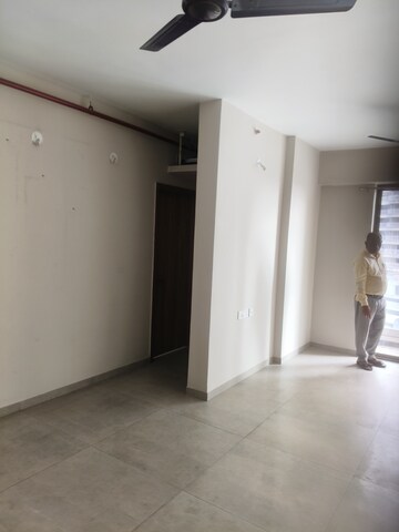 Room in 2 BHK Apartment at Royal Plaza Kalyan West, Kalyan West – for Rent