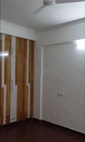 Furnished Amenities in 3 BHK Apartment at Butler Colony – for Sale