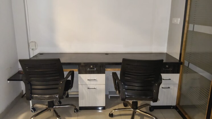 Team Area, gaur-city-mall Commercial Office Space 380 Sq.Ft. In Sector 4 Greater Noida Greater Noida 9731969