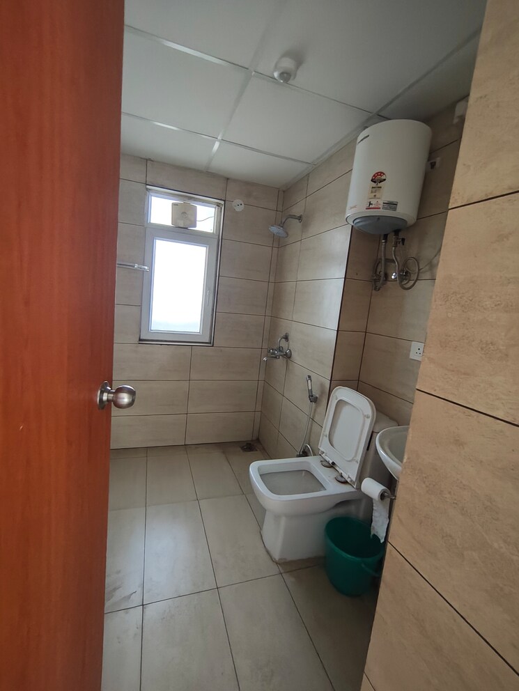 Bathroom, tata-eureka-park 3 Bedroom 1575 Sq.Ft. Apartment In Sector 150 Noida 9731990