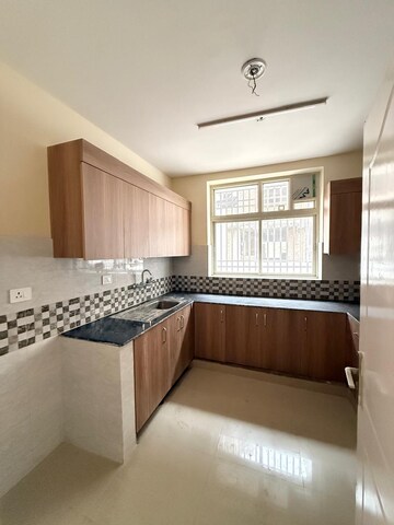 Bedroom in 3.5 BHK Apartment at Rishita Mulberry Heights, Sushant Golf City – for Rent