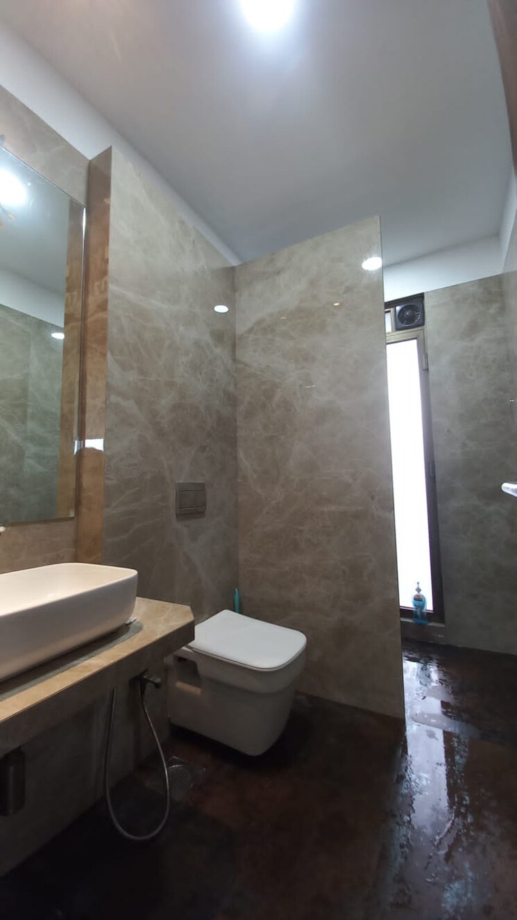 Bathroom, rustomjee-adarsh-excellency 3 Bedroom 1485 Sq.Ft. Apartment In Malad West Mumbai 9732142