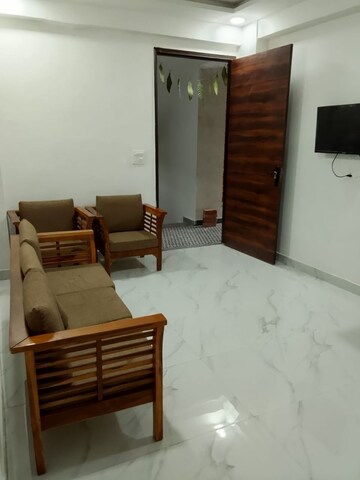 Living Room in 2 BHK Builder Floor at Adarsh Nagar – for Rent