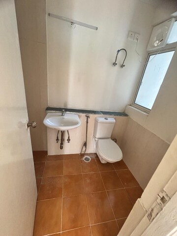 Bathroom in 2 BHK Apartment at Jaypee Greens Kosmos, Sector 134 – for Rent