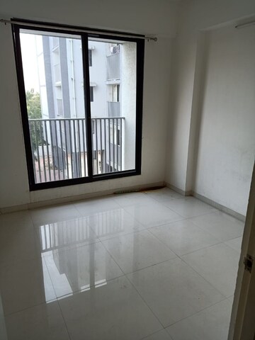 2 BHK Apartment For Rent in Makarba