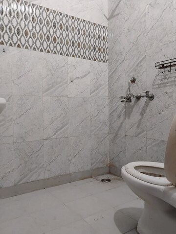 Bathroom in 3 BHK Builder Floor at Green Fields Colony – for Rent