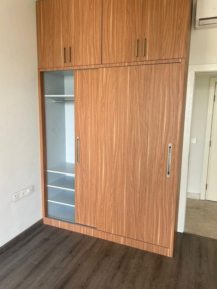 Room, ireo-the-corridors 3 Bedroom 1852 Sq.Ft. Apartment In Sector 67a Gurgaon 9732385