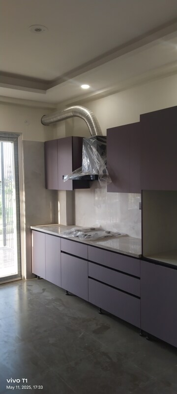 Kitchen in 3 BHK Builder Floor at Ansal Versalia Phase A2, Sector 67a – for Sale