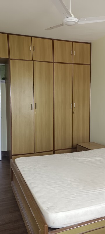 Bedroom in 1 BHK Apartment at Savera CHS Andheri, Andheri West – for Rent