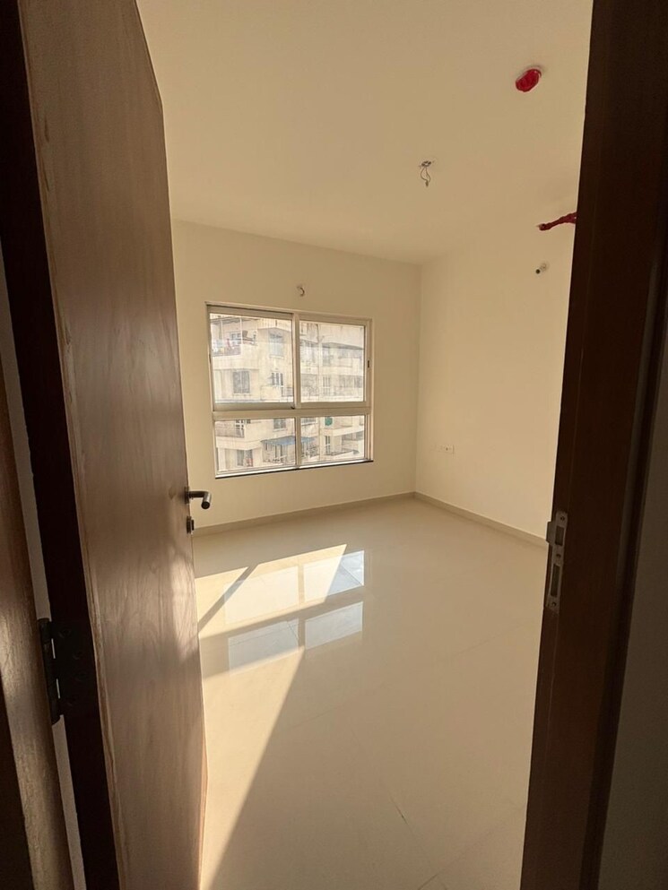 Bathroom, k-raheja-sterling 2 Bedroom 743 Sq.Ft. Apartment In Mohammadwadi Pune 9732442