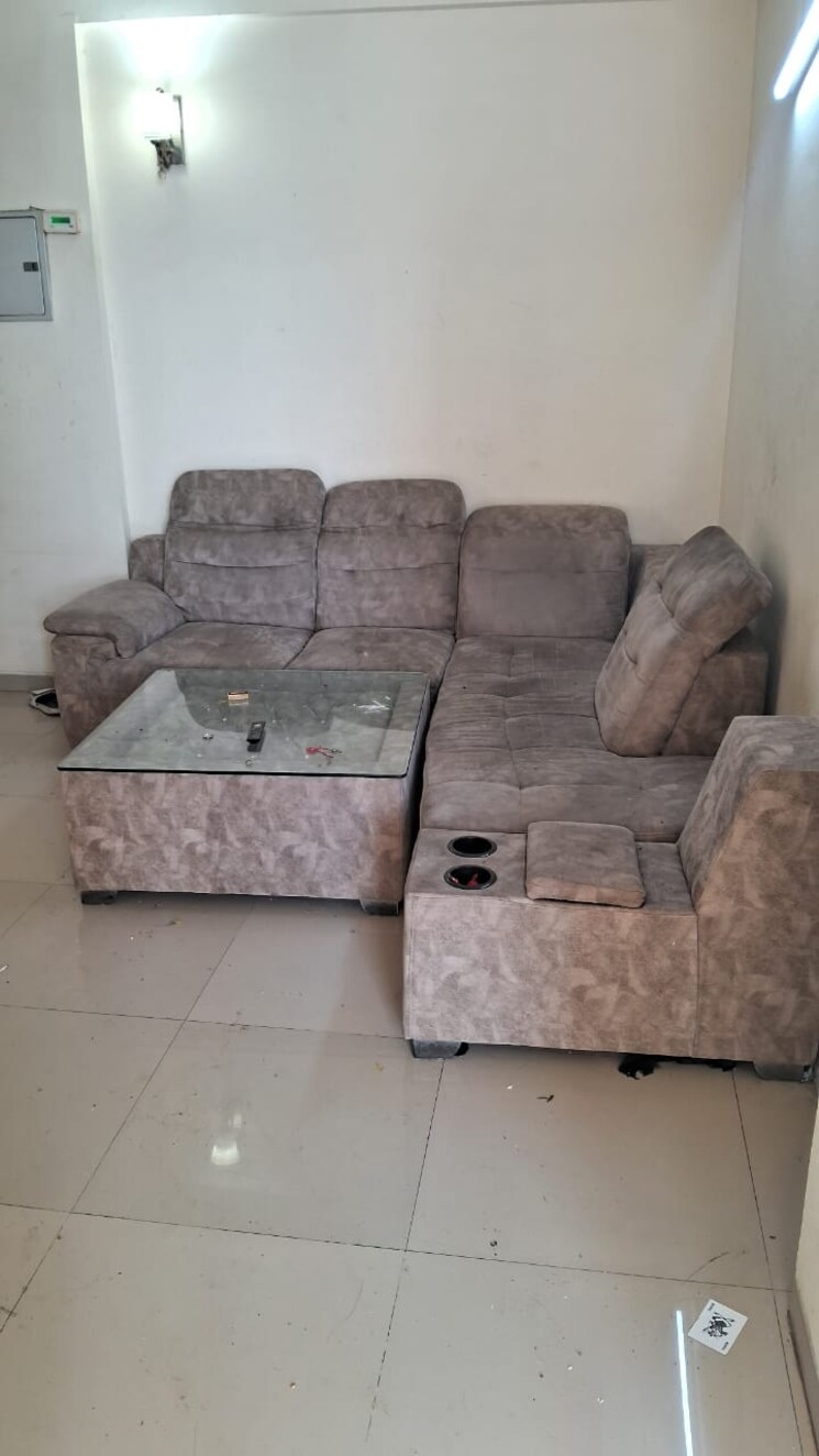 Living Room, rishabh-cloud-9 3 Bedroom 1476 Sq.Ft. Apartment In Sector 1 Vaishali Ghaziabad 9732436