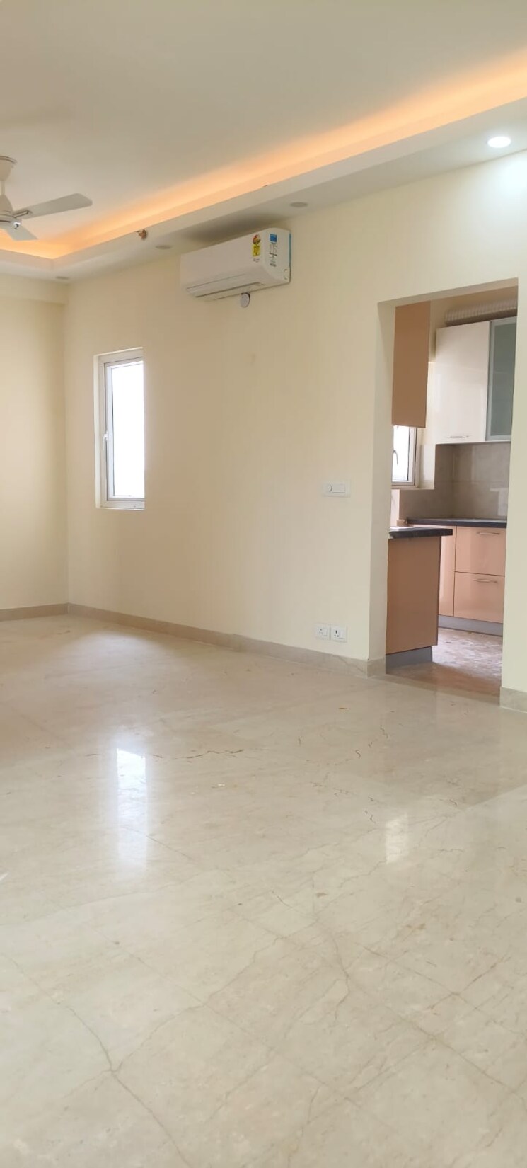 Room, shree-vardhman-victoria 3.5 Bedroom 1950 Sq.Ft. Apartment In Sector 70 Gurgaon 9732548