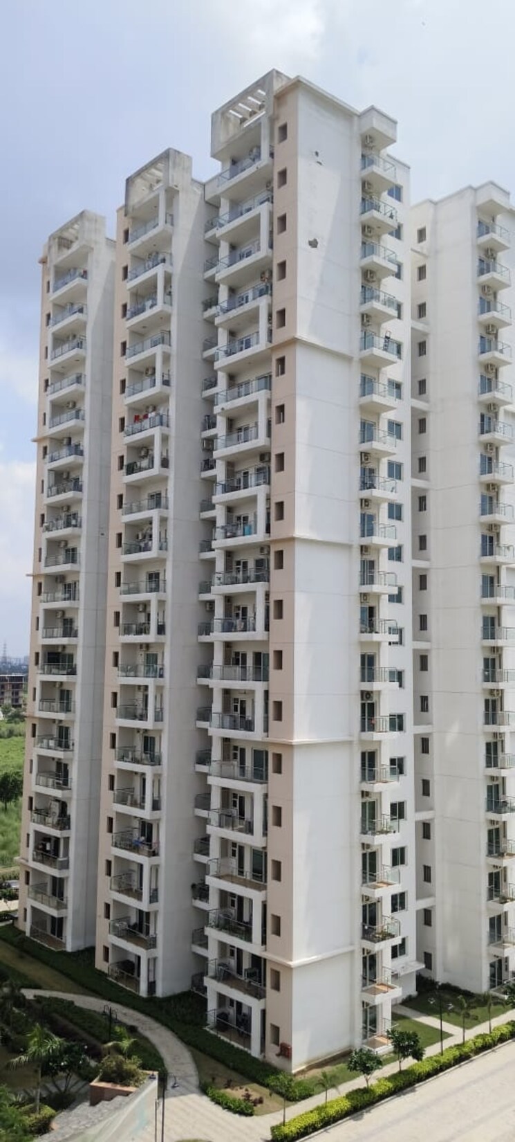 Exterior View, shree-vardhman-victoria 3.5 Bedroom 1950 Sq.Ft. Apartment In Sector 70 Gurgaon 9732548