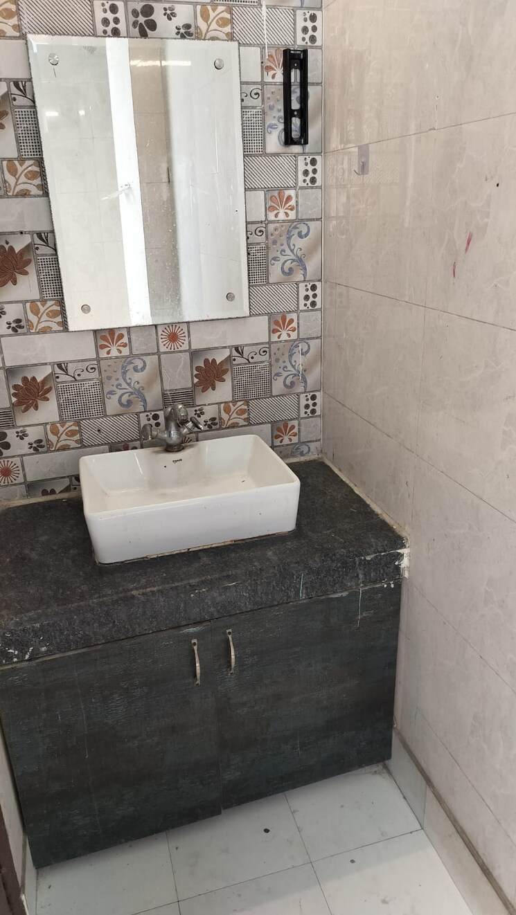 Kitchen, neb sarai 2 Bedroom 950 Sq.Ft. Builder Floor In Neb Sarai Delhi 9732651