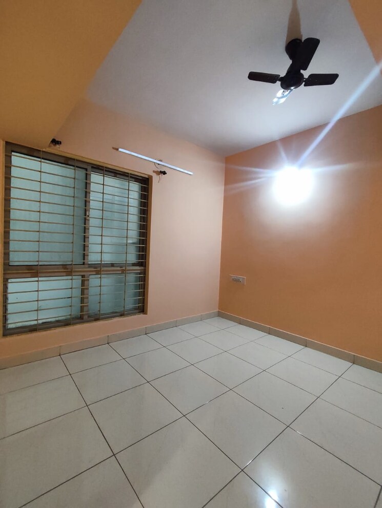 Room, manish-rathna 3 Bedroom 1600 Sq.Ft. Apartment In Bilekahalli Bangalore 9732619