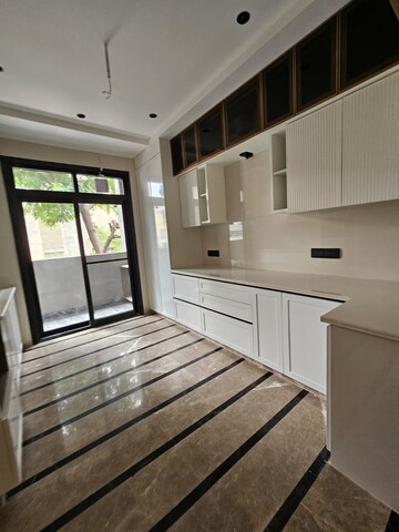 Kitchen in 4 BHK Builder Floor at South City Arcade, Sector 41 – for Sale