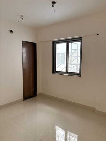Room in 1 BHK Apartment at Chandiwala Complex, Ganeshwadi – for Rent