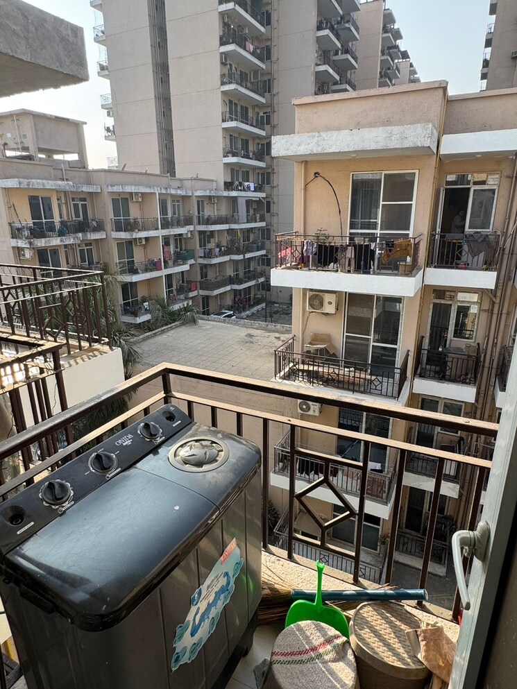 Cover Image, signature-global-andour-height 1 Bedroom 400 Sq.Ft. Apartment In Sector 71 Gurgaon 9732950