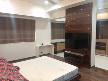 Bedroom in 4 BHK Apartment at Atul Blue Fortuna, Andheri East – for Rent