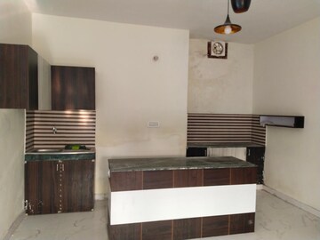 Kitchen in 1.5 BHK Independent House at Sector 56 – for Rent