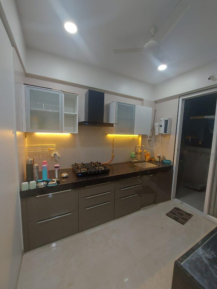 Kitchen, kumar-sophronia 3 Bedroom 1503 Sq.Ft. Apartment In Kalyani Nagar Pune 9733326