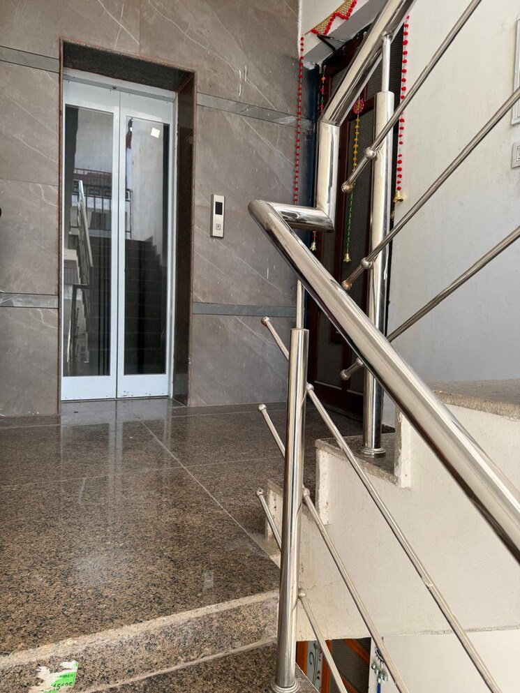 Cover Image, patiala road 3 Bedroom 1395 Sq.Ft. Builder Floor In Patiala Road Zirakpur 9733446