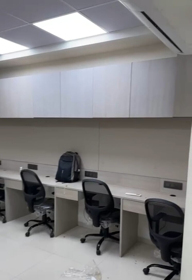 Cover Image, shivalik-satyamev Commercial Office Space 700 Sq.Ft. In Bopal Ahmedabad 9733356