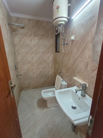 Bathroom in 1 BHK Builder Floor at Saket – for Rent