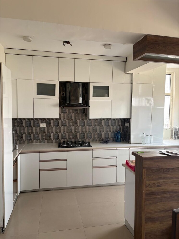 Kitchen, supertech-cape-town 3 Bedroom 1625 Sq.Ft. Apartment In Sector 74 Noida 9733504