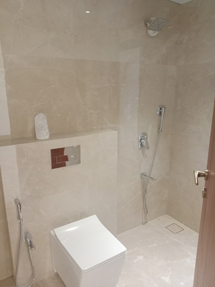 Bathroom, mirchandani-triton 3 Bedroom 1353 Sq.Ft. Apartment In Santacruz West Mumbai 9733786