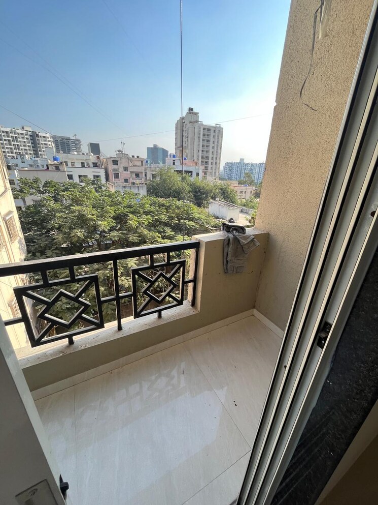 Balcony, wadgaon sheri 1 Bedroom 588 Sq.Ft. Apartment In Wadgaon Sheri Pune 9733642