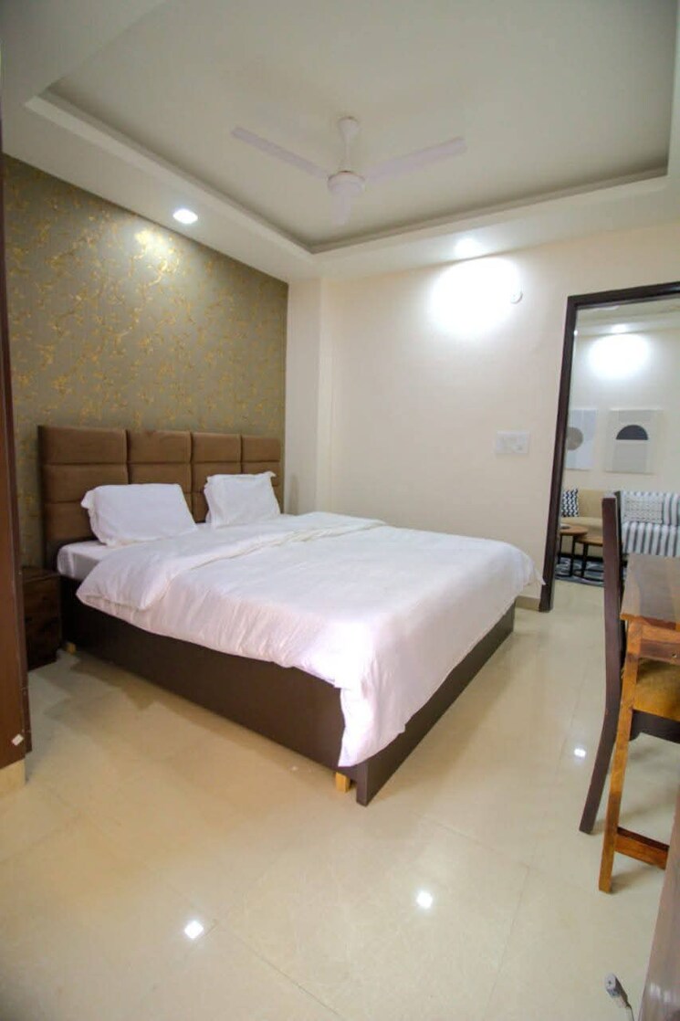 Bedroom, saket 1 Bedroom 500 Sq.Ft. Apartment In Saket Delhi 9733884