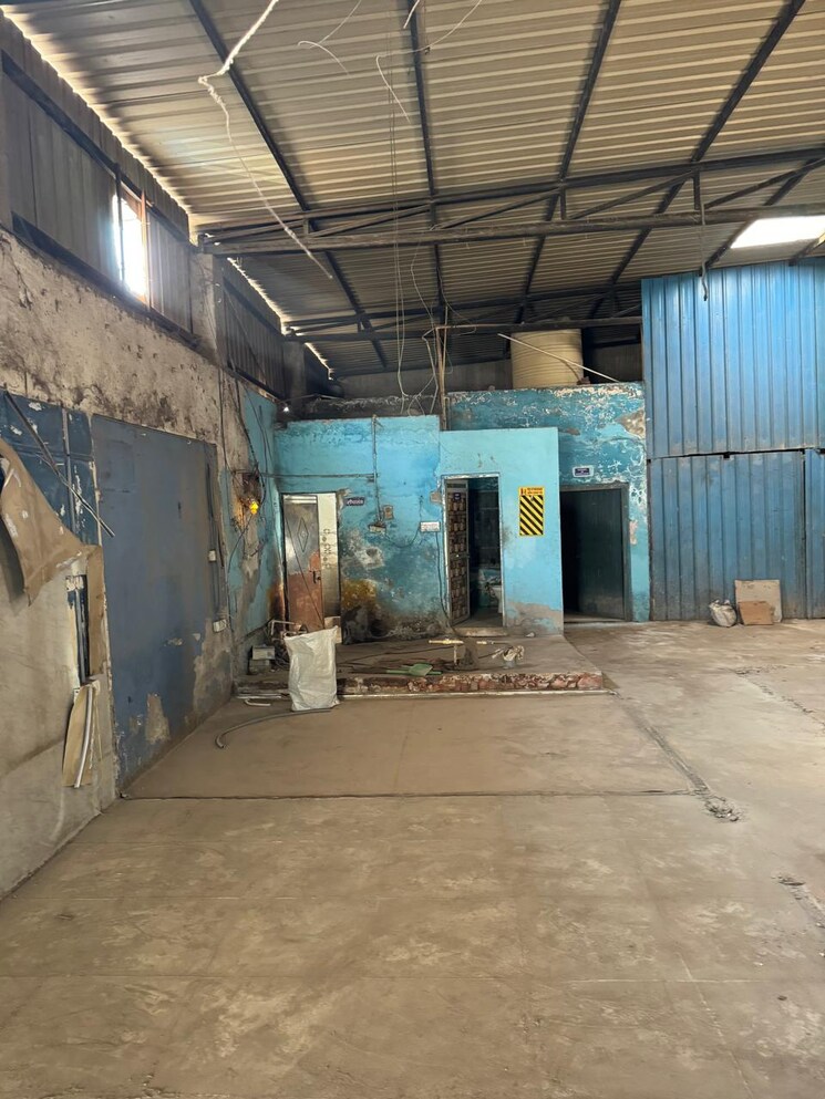  Parking, pace city 2 Commercial Warehouse 5000 Sq.Ft. In Pace City 2 Gurgaon 9733457