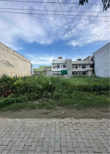  Plot For Sale in Sector 18