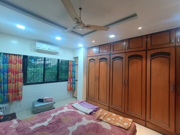 Bedroom in 2 BHK Apartment at Vashi Sector 28 – for Rent