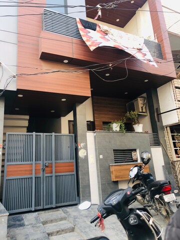 4 BHK Independent House For Sale in Huda Sector 11