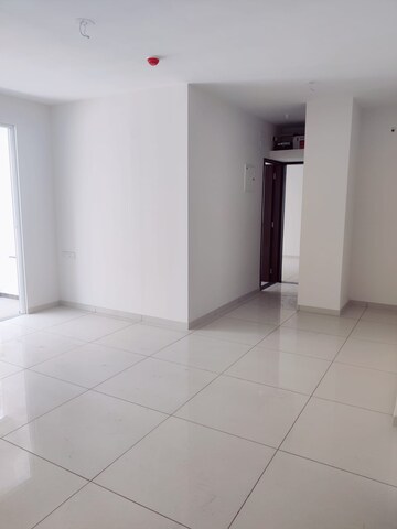 Room in 3 BHK Apartment at Yashwin Orizzonte, Kharadi – for Sale