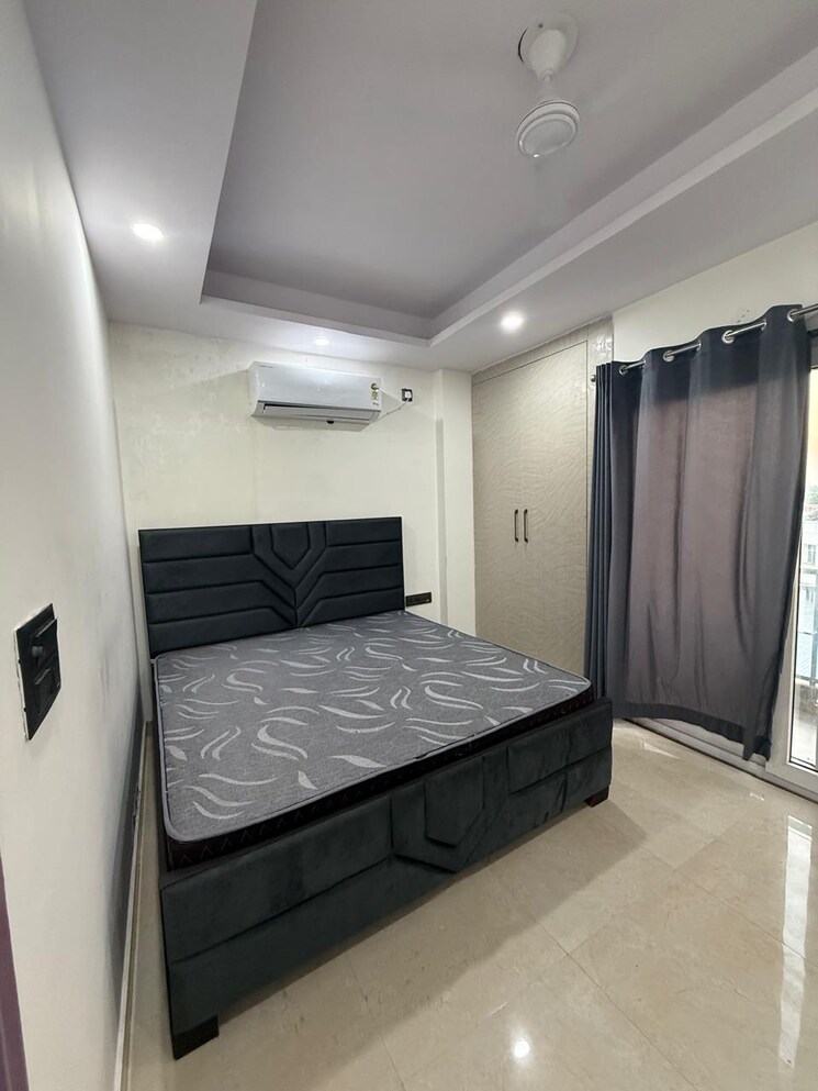 Bedroom, sector 40 1 Bedroom 600 Sq.Ft. Builder Floor In Sector 40 Gurgaon 9734114