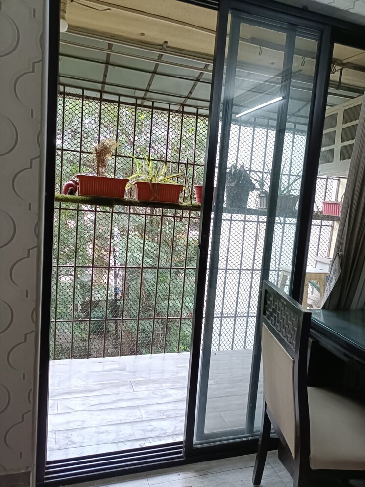 Balcony, green-acres-ii-chs-ltd 2 Bedroom 650 Sq.Ft. Apartment In Ghodbunder Road Thane 9734194