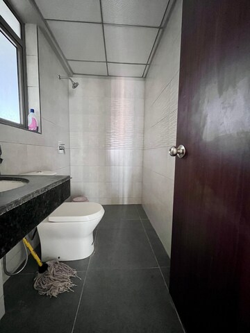 Building Lobby in 2 BHK Apartment at Kalpataru Paramount A, Kapur Bawdi – for Rent