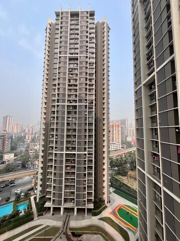 2 BHK Apartment – Exterior View View at Kalpataru Paramount A, Kapur Bawdi - for Rent