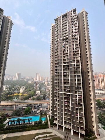 2 BHK Apartment – Exterior View View at Kalpataru Paramount A, Kapur Bawdi - for Rent