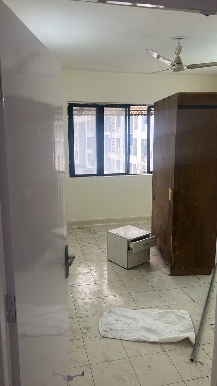 Bathroom, mutha-hermes-drome-phase-i 3.5 Bedroom 1350 Sq.Ft. Apartment In Viman Nagar Pune 9734296