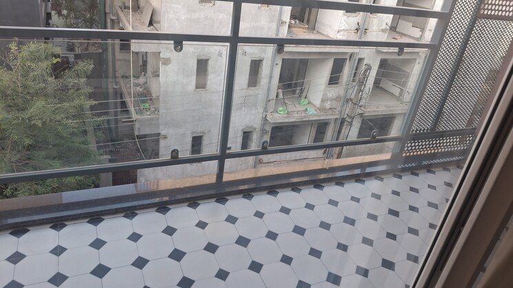 Balcony, sector 38 1 Bedroom 650 Sq.Ft. Builder Floor In Sector 38 Gurgaon 9734304