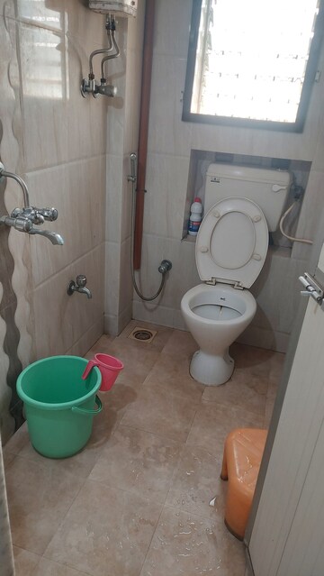 Bathroom in 1 BHK Apartment at Golden Star CHS, Santacruz East – for Rent